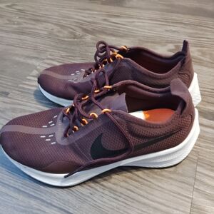 Nike Womans Athletic Shoes